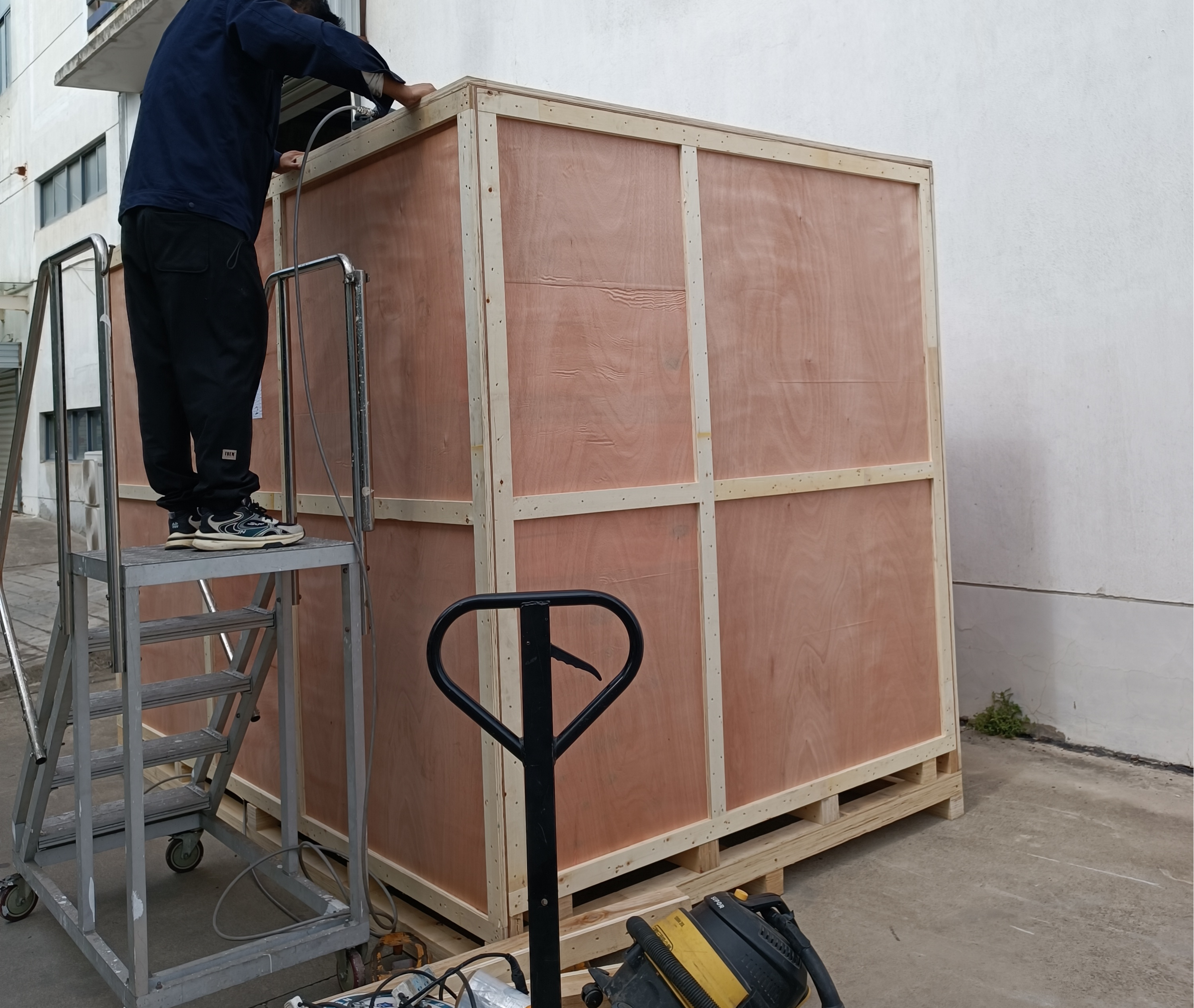 شحن ناجح لاثنين من الماسحات الضوئية EASTIMAGE 150150DV إلى إيران